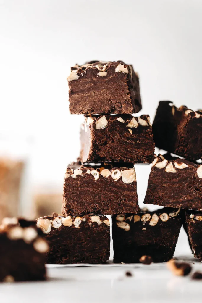 Vegan date fudge